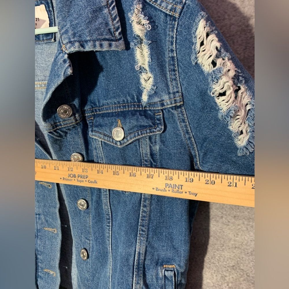 Forever 21 Ripped Blue Jean Jacket women’s size Small - Picture 5 of 9